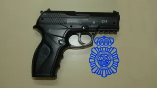 Detenido en Salamanca por perseguir a su vecino con el coche y amenazarlo con un arma