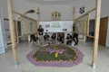 Elaboración en Santa Marta de una gran alfombra floral como parte de la tradición del Corpus | Ayuntamiento de Santa Marta de Tormes