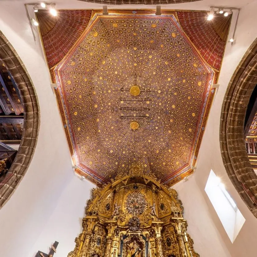 Artesonado Iglesia Asunción en Candelario (1)