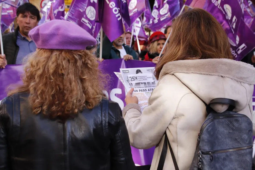 Manifestación feminista de UGT y CCOO