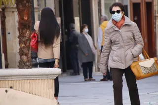 Gente paseando (29)