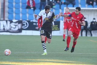 De la Nava, ante el Rayo Majadahonda | FOTO SALAMANCA24HORAS.COM