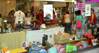 Un mercadillo para ayudar a Andrea