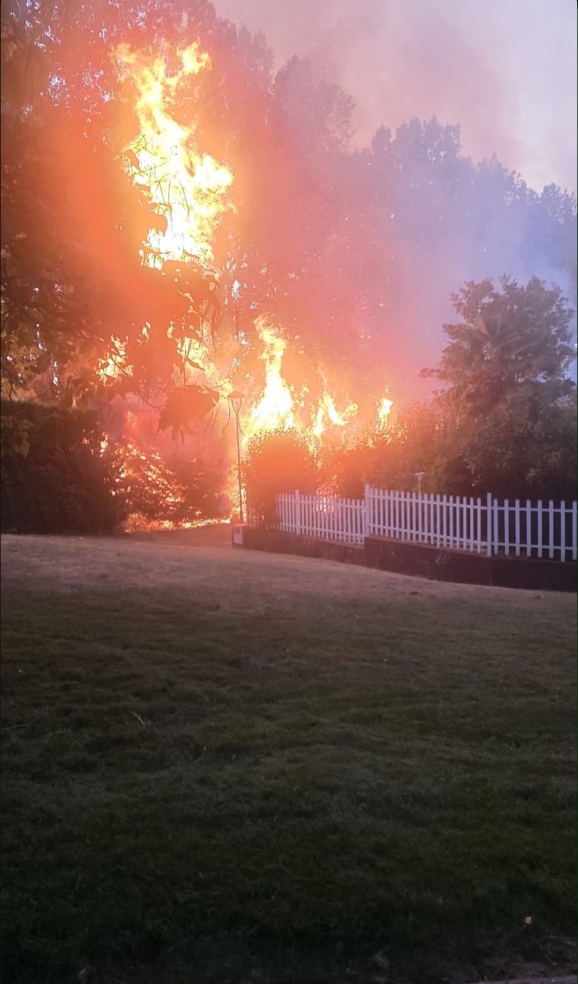 Imagen de los primeros momentos del incendio en La Fontana