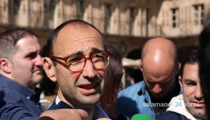 Luis Tudanca, David Serrada y José Luis Mateos mantienen un encuentro c (43)