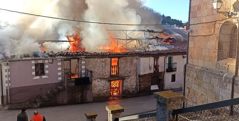 Incendio en municipio de Soria | Foto ICAL