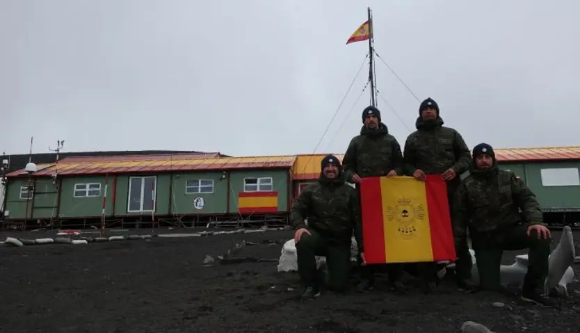 XXXV Campaña Antártica