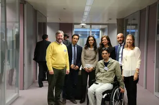 Miembros del jurado en la sede de Indra 0