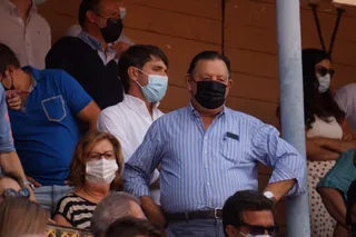 Ambiente de la Primera corrida de abono de la Feria Virgen de la Vega 2021 (1)