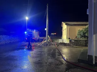 Inundación en Villar de Peralonso. Foto Bomberos de Ledesma