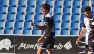 Slavy celebra un gol con Unionistas ante el Real Unión de Irún | FOTO SALAMANCA24HORAS.COM