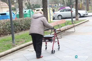 Anciana anciano viejo vieja tacataca taca