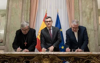 El ministro de Presidencia, Félix Bolaños, Luis Argüello, presidente de la Conferencia Episcopal Española, y Jesús Díaz Sariego, presidente de la Conferencia Española de Religiosos. Europapress