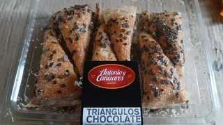 Triángulos de chocolate de la marca Antonio y Cañizares | AESAN