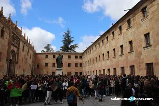 Manifestación estudiamtes de Medicina44