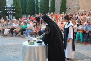 El Convento de San Esteban se convierte en escenario teatral
