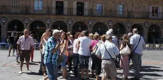 Los turistas extranjeros movieron casi 31 millones de euros en un junio de récord