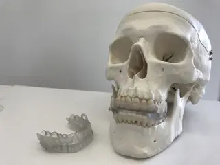 45083