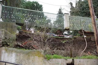 Muro del parque del Espolón