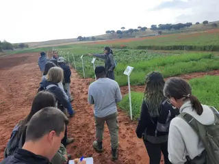 Visita a las parcelas experimentales Finca Castro Enríquez