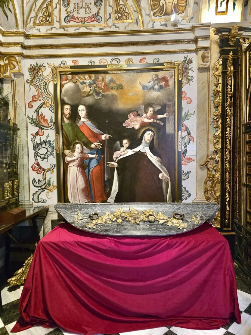 Inicio de la última fase del estudio del sepulcro de Santa Teresa de Jesús