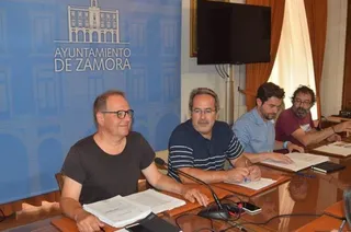 La Fiscalía investiga a Strieder por la supuesta compra irregular de baños para el mercadillo