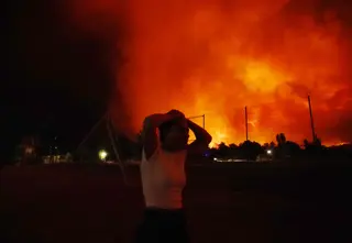 César Sánchez / ICAL. La localidad de Turienzo Castañero (León), afectada por el incendio declarado de nivel 26