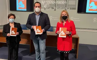 Teruqui Robledo, David Mingo y Rosa del Pozo, en la Diputación
