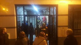 Los Bomberos rescatan a una persona en un ascensor de San José