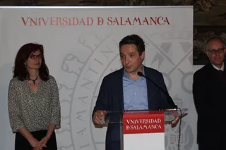 Elección de Corchado como rector de la Universidad