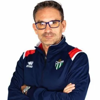 Toni Aznar dejará la coordinación de la base del Guijuelo a final de temporada