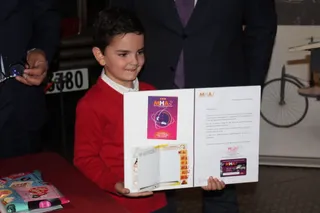 Entrega del primer pasaporte del Museo de Historia de la Automoción de Salamanca.