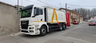 Camión basura mancomunidad Cantalapiedra Las Villas