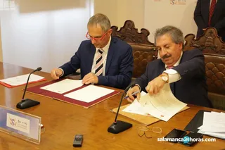 Firma convenio usal cgpj rafael mozo (2)