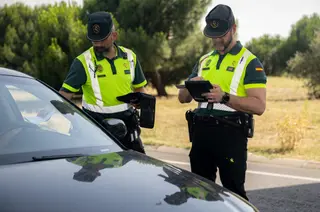 Control de tráfico de la Guardia Civil