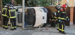 Dos heridos en otro accidente de tráfico con vuelco en César Real de la Riva