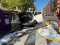 La furgoneta afectada en plena avenida de Portugal