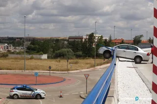 Accidente de un turismo contra la valle de E (6)
