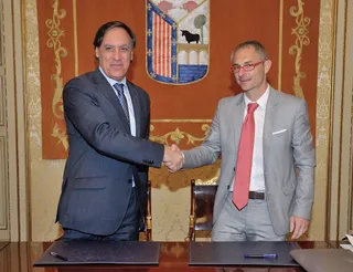 2019 04 06 FIRMA CESIÓN PARCELA Y BOTÁNICO (2)