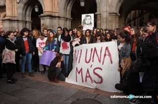Acto violencia genero plaza (1) 1200x789