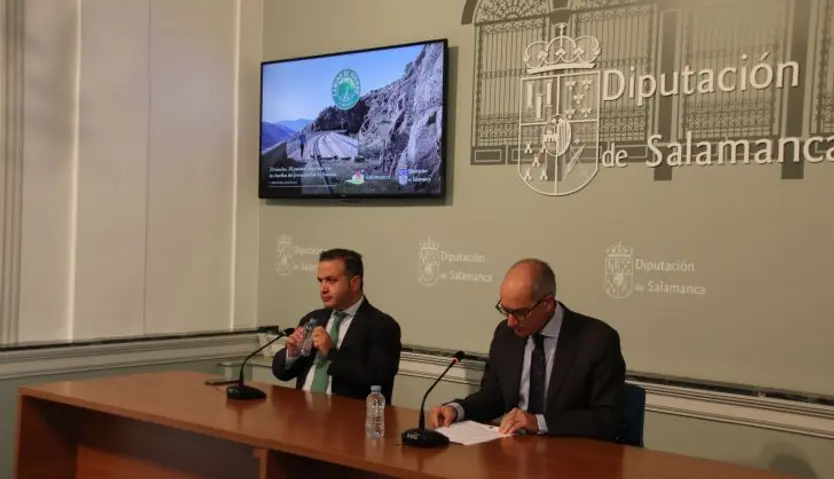 El diputado Javier García Hidalgo y el presidente de La Salina, Javier Iglesias