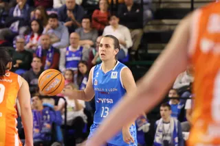 Perfumerías Avenida - Valencia Basket
