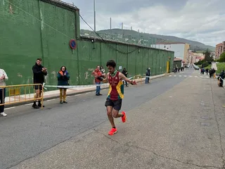 Dani Sanz, ganador de la XXXVI MEDIA MARATÓN DE BÉJAR
