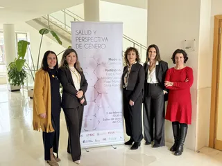 Foto de familia Mesa redonda Salud y perspectiva de género | CIC Salamanca