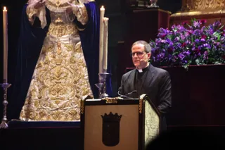 El pregón de la Semana Santa salmantina por el jesuita Daniel Cuesta | Andrea Mateos