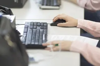 Oficina, ordenadores, trabajo, trabajando, empleo, desempleo, paro, trabajador