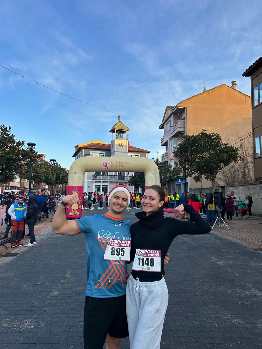 Gisela y Daniel tras una carrera en León