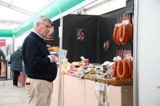 VI Feria Gastronómica en la Plaza Mayor de Guijuelo