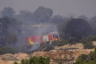 Imágenes del incendio originado en la zona del pinar de Alba de Tormes | Fotos: Juanes
