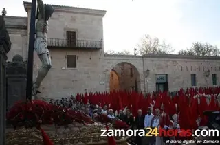 Luis Jaramillo realizará la plegaria al Cristo de las Injurias